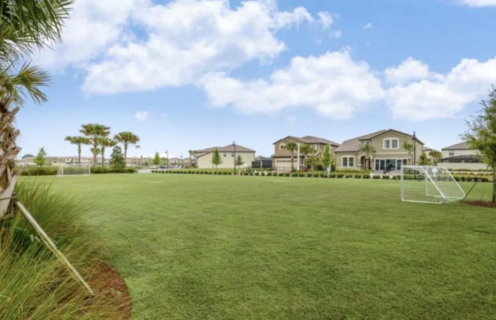 5 Bedrooms - 4,5 Bathrooms - Windsor At Westside 8928 Sa Orlando Buitenkant foto